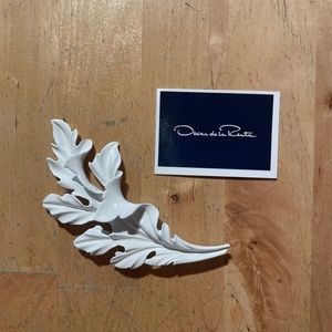 White Enamel/ Porcelain Metal Oscar de la Renta Leaf Brooch